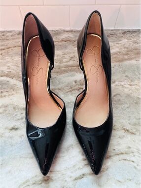 Jessica Simpson Pumps